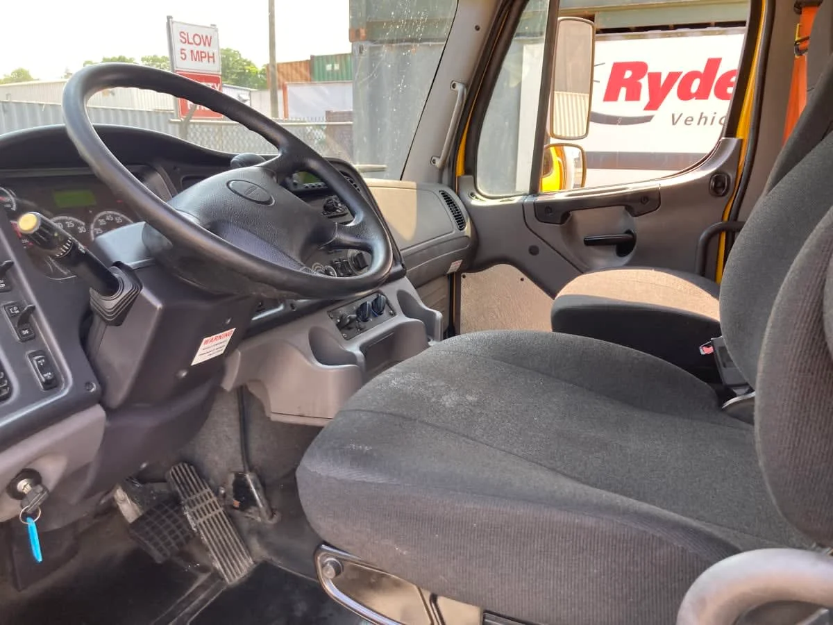2021 Freightliner M2 106 in Springfield, MA — photo 11