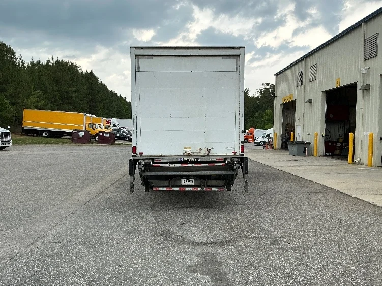 2020 Freightliner eM2 in Prince George, VA — photo 7