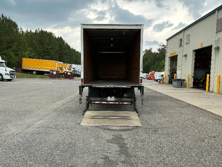 2020 Freightliner eM2 in Prince George, VA — photo 9