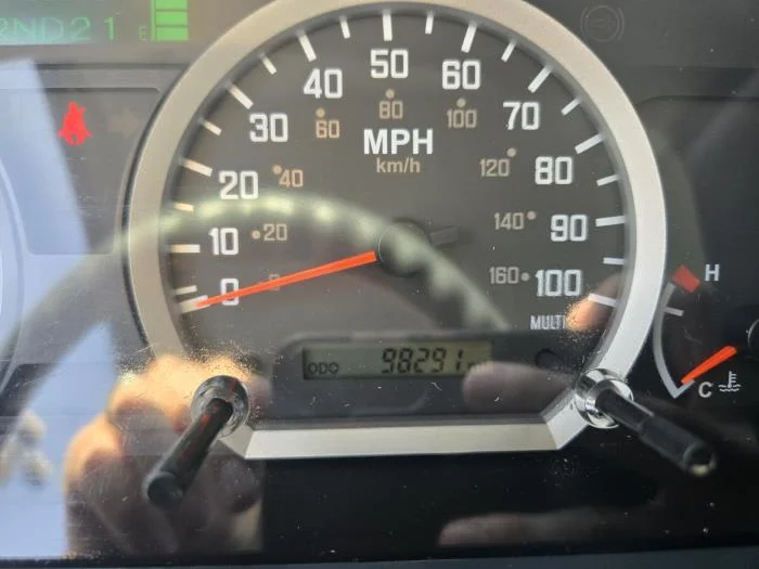 2021 Isuzu NRR - image 4