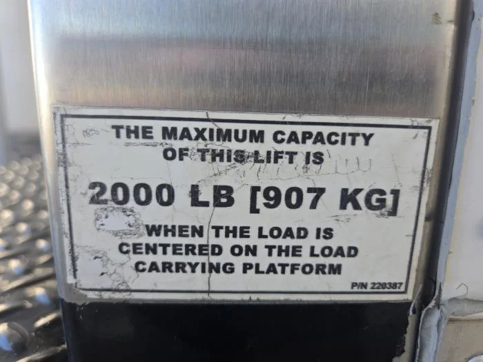 2021 Isuzu NRR - image 17