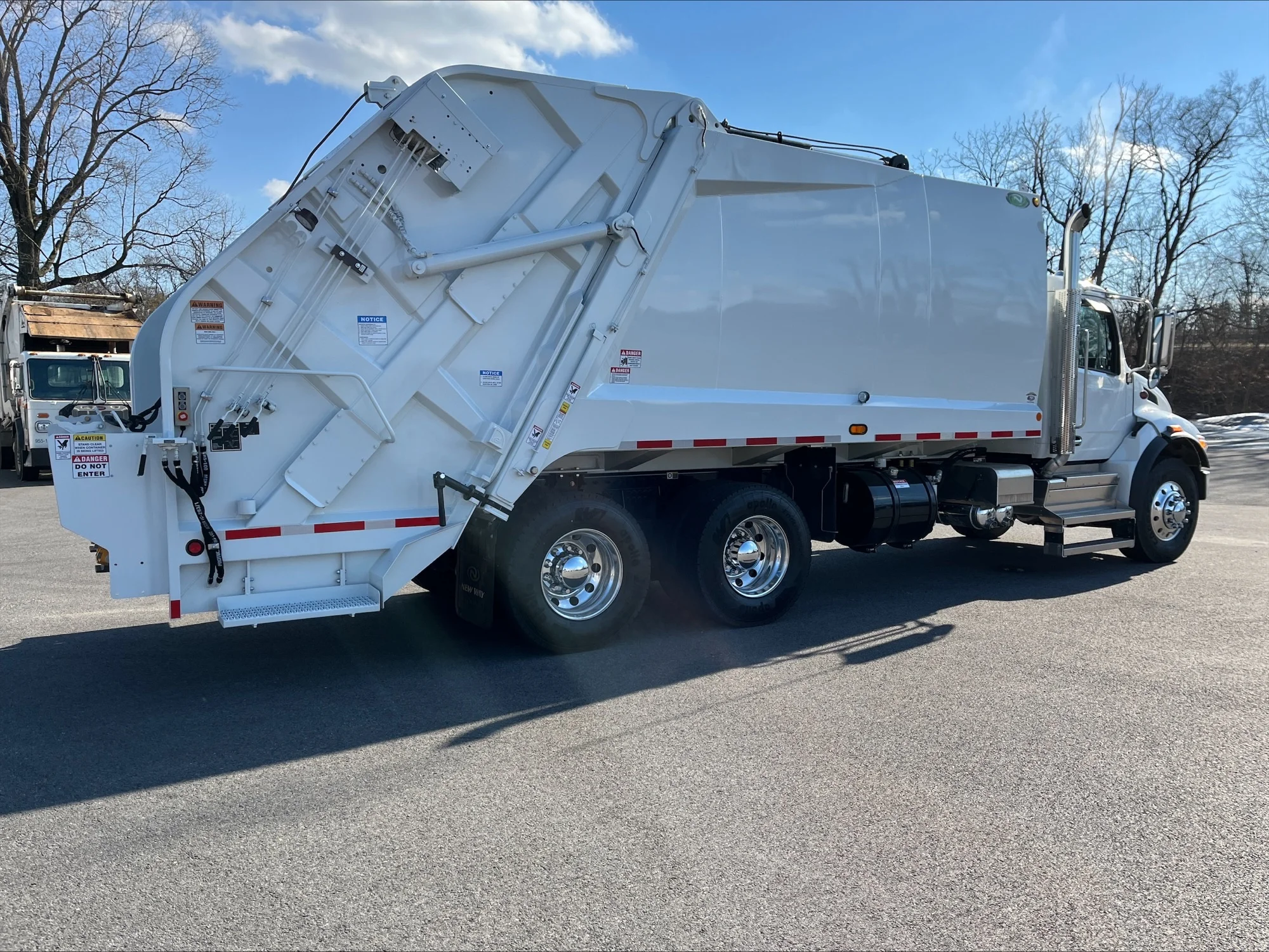 2025 Peterbilt 548 in Chesapeake, VA — photo 5
