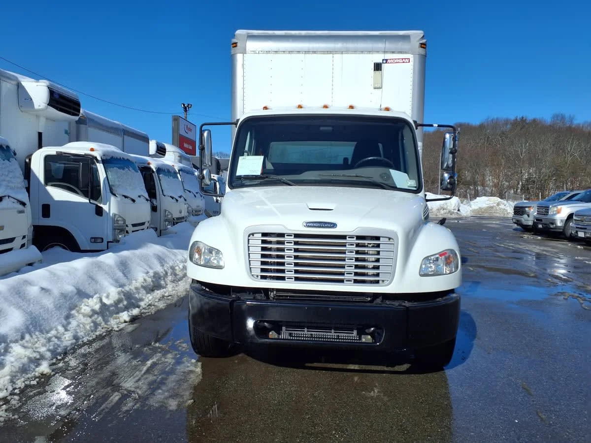 2019 Freightliner M2 106 - image 2