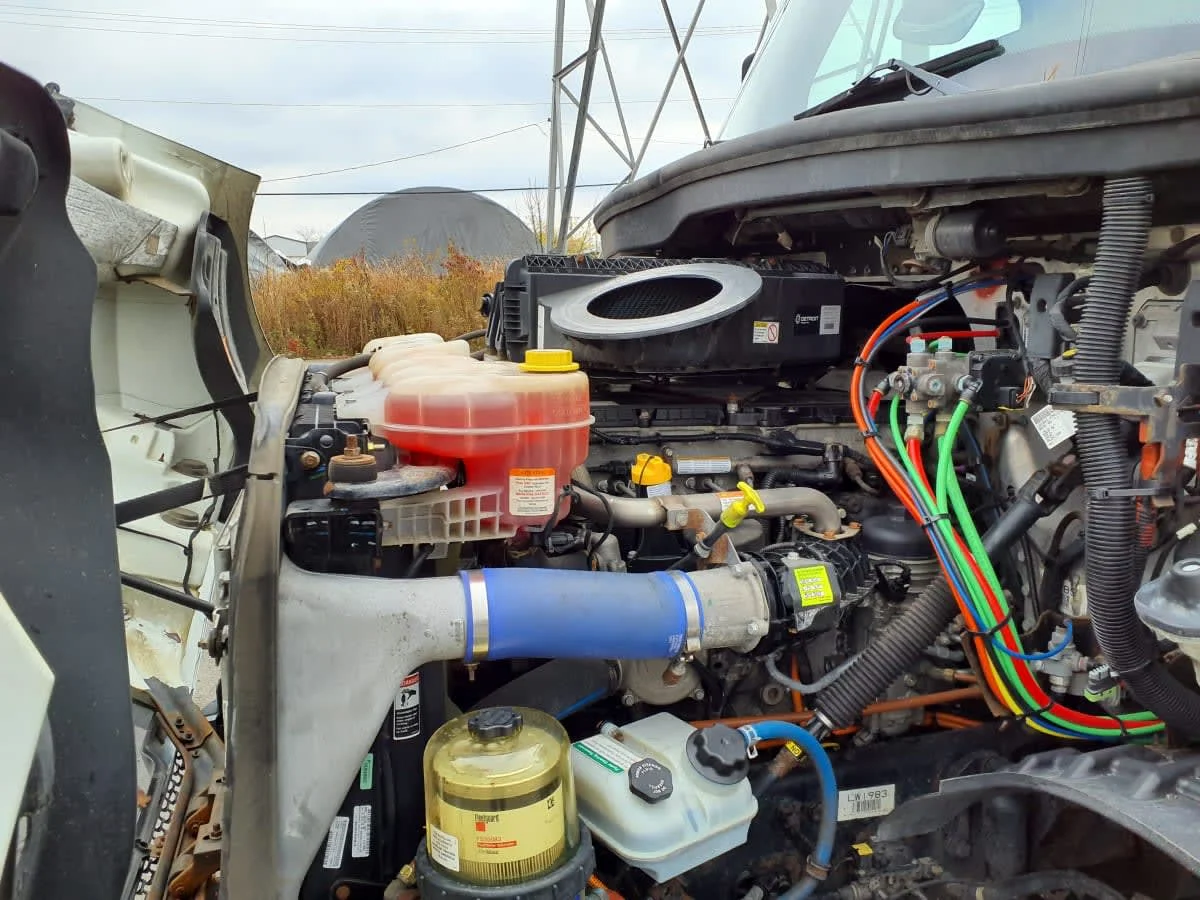 2020 Freightliner Cascadia in Indianapolis, IN — photo 8