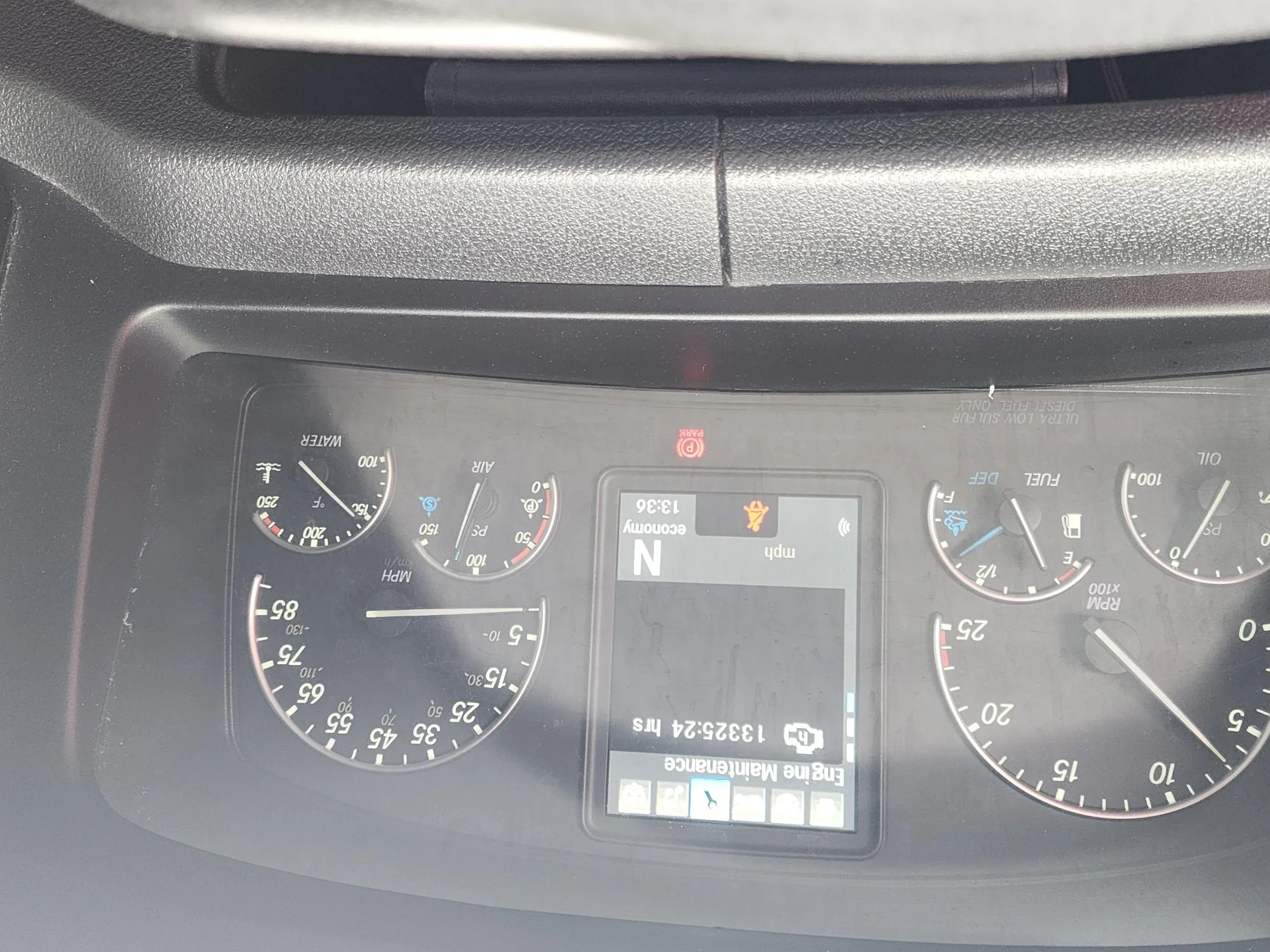 2023 Freightliner Cascadia in French Camp, CA — photo 17