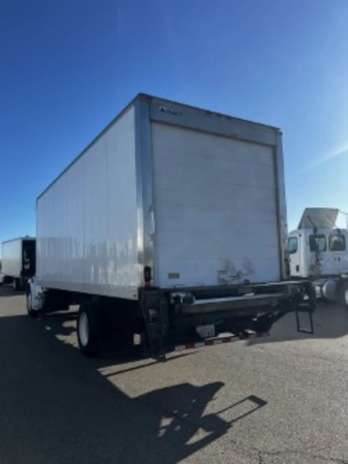 2017 Freightliner M2 106 in West Sacramento, CA — photo 6