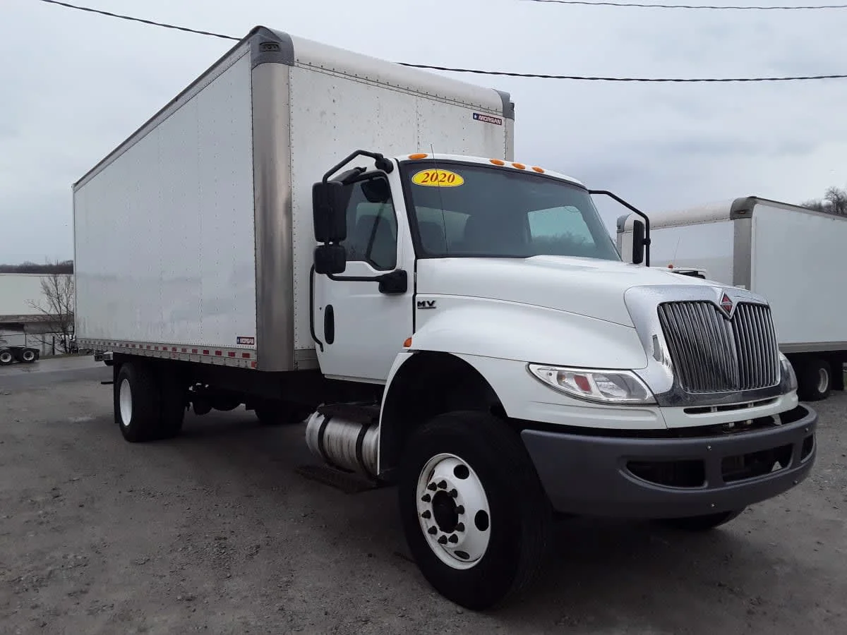 2020 International MV - image 3