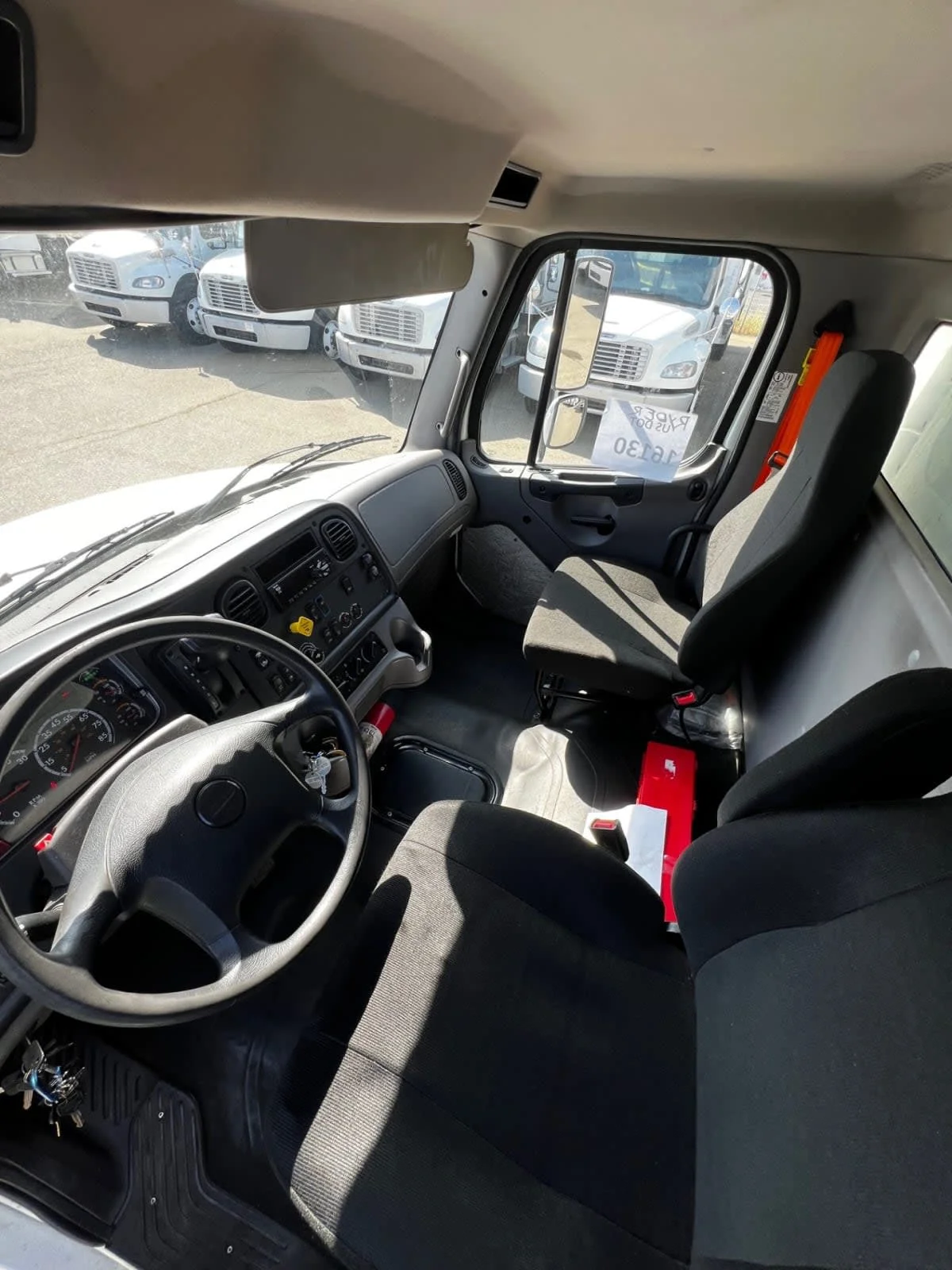 2021 Freightliner M2 106 - image 7