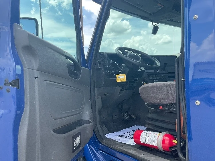 2020 International RH - image 9