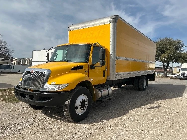 2021 International MV in Dallas, TX — photo 3