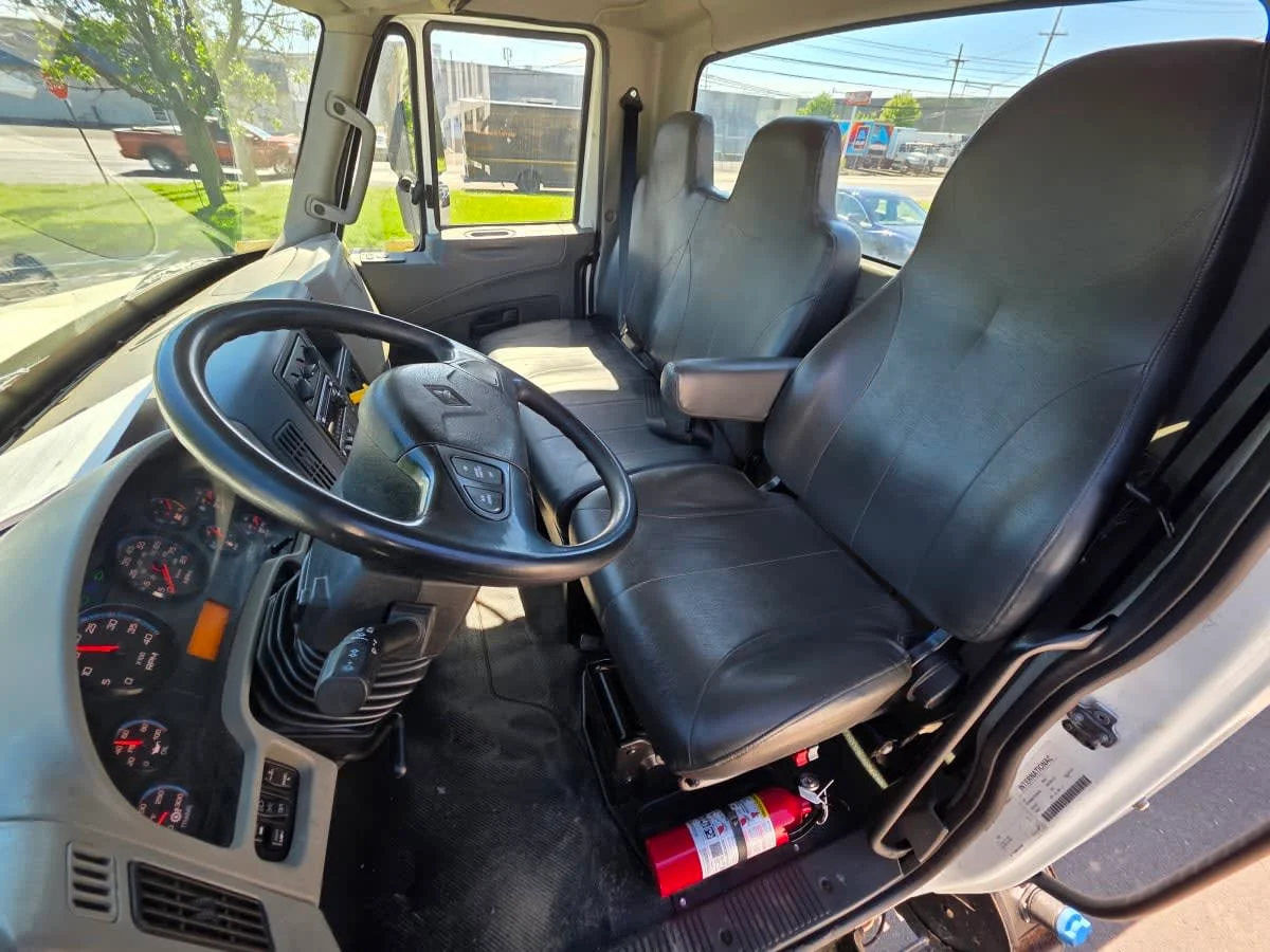 2019 International 4300 in Bensalem, PA — photo 7