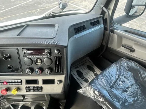 2022 FREIGHTLINER Cascadia 116 - image 28