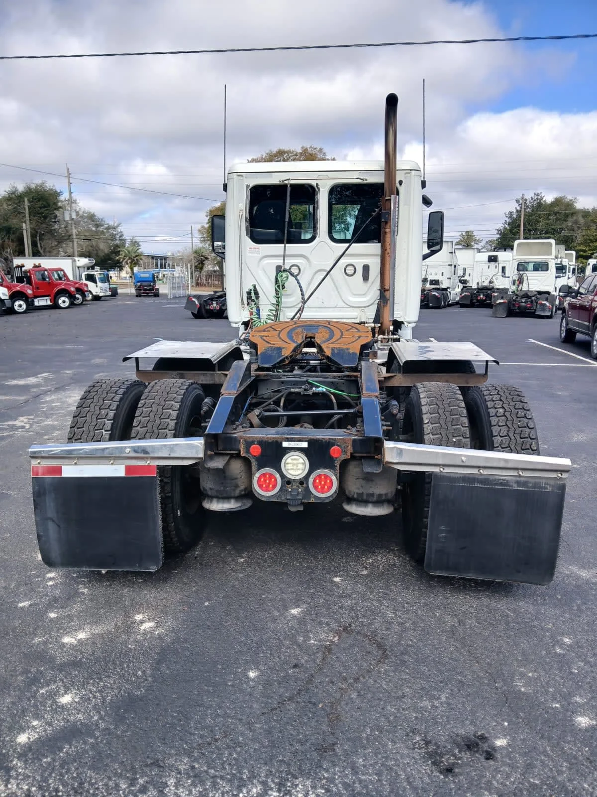 2019 Freightliner Cascadia in Jacksonville, FL — photo 5
