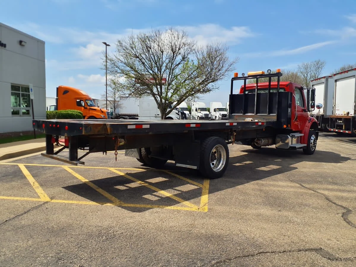 2019 Freightliner M2 106 in Bolingbrook, IL — photo 4