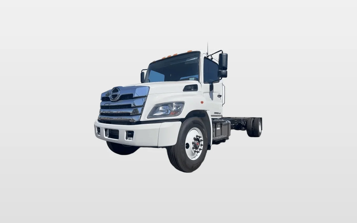 2025 Hino L6 - image 1