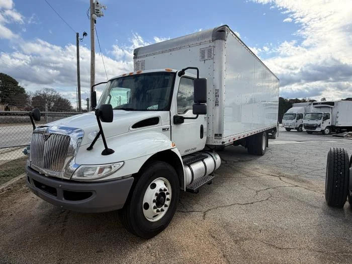 2020 International MV - image 2