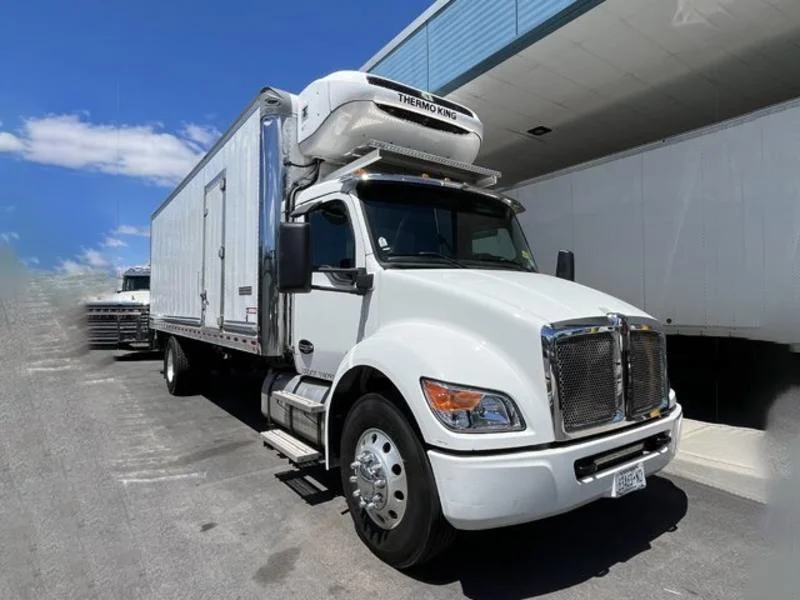 2023 Kenworth T280