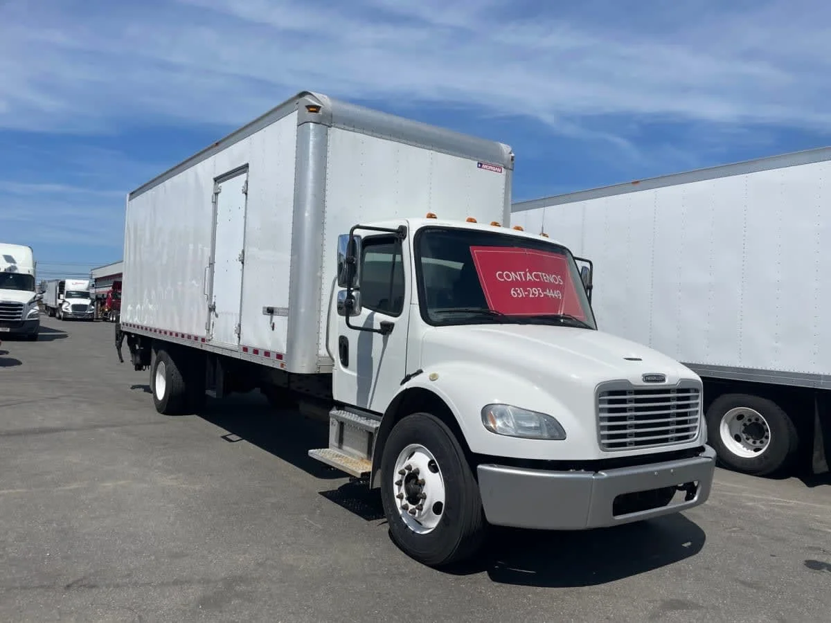 2016 Freightliner M2 106 - image 3