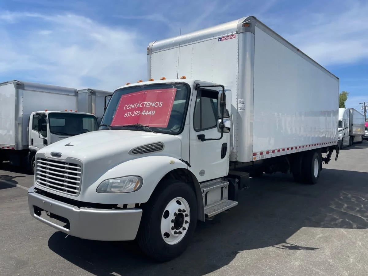 2016 Freightliner M2 106 in Farmingdale, NY