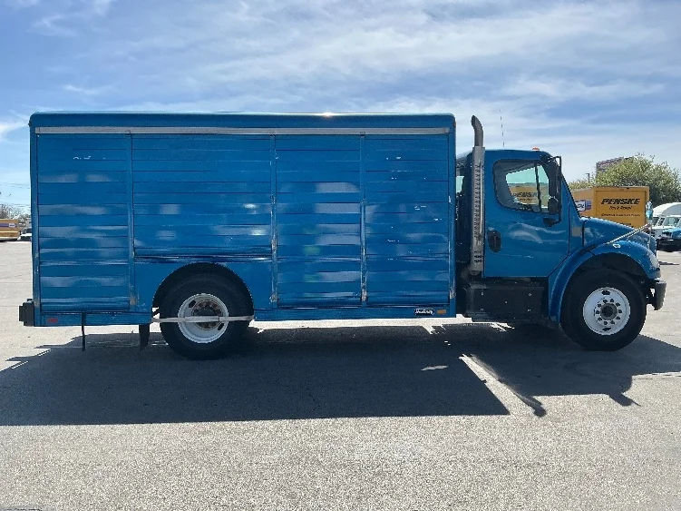 2020 Freightliner M2 106 - image 8