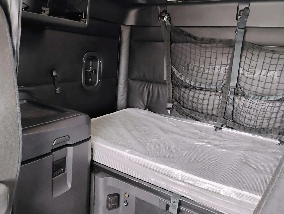 2024 Freightliner Cascadia - image 20