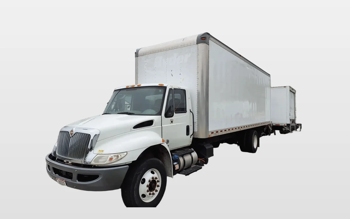 2019 International 4300 - image 1