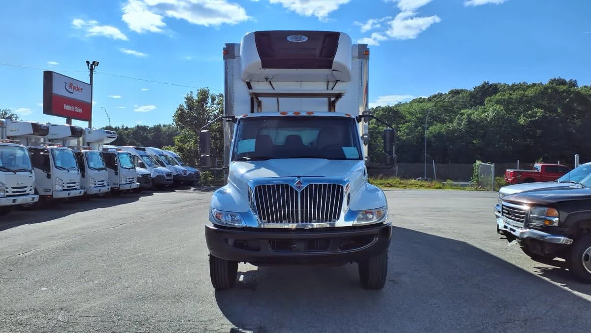 2019 International MV in Salisbury, MA — photo 2