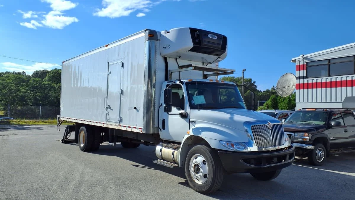 2019 International MV in Salisbury, MA — photo 3