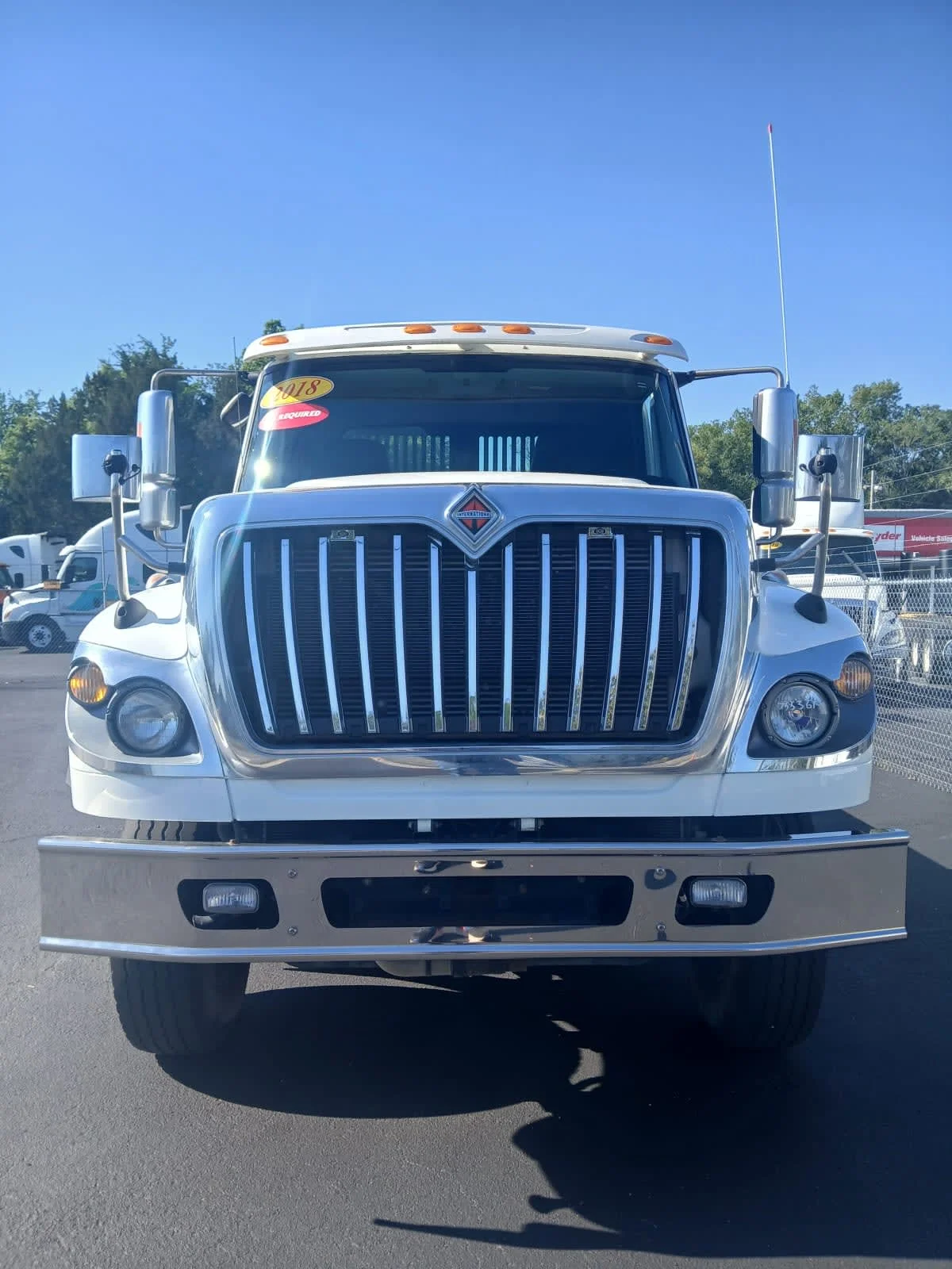 2018 International in Jacksonville, FL — photo 2