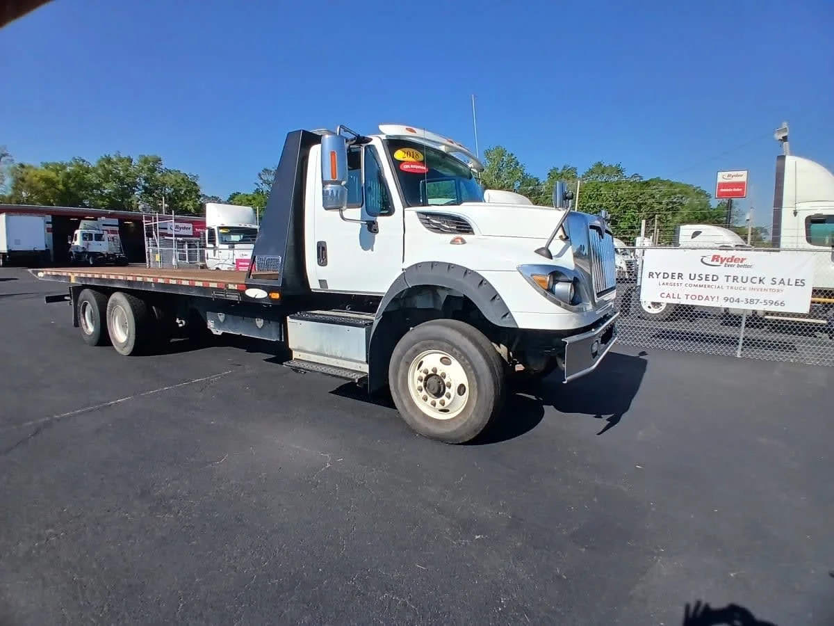 2018 International in Jacksonville, FL