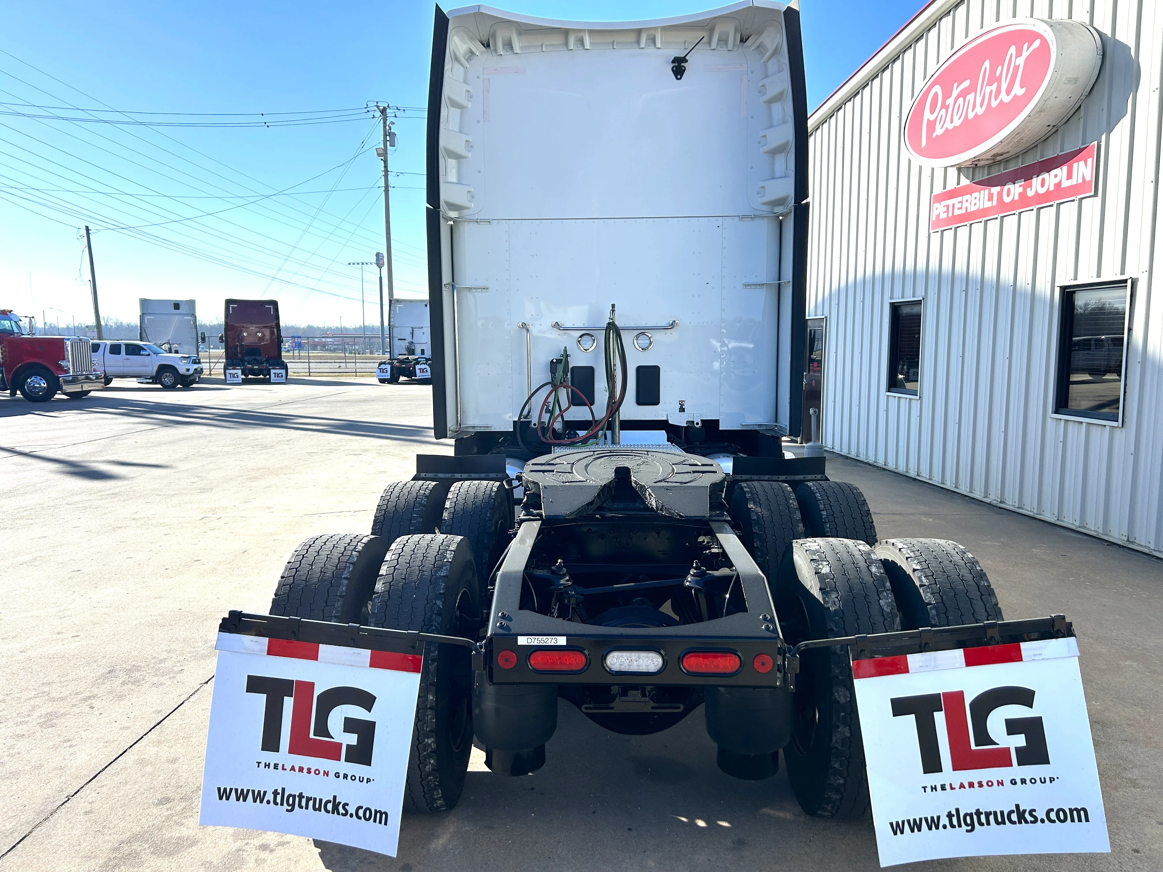 2025 Peterbilt 579 - image 6