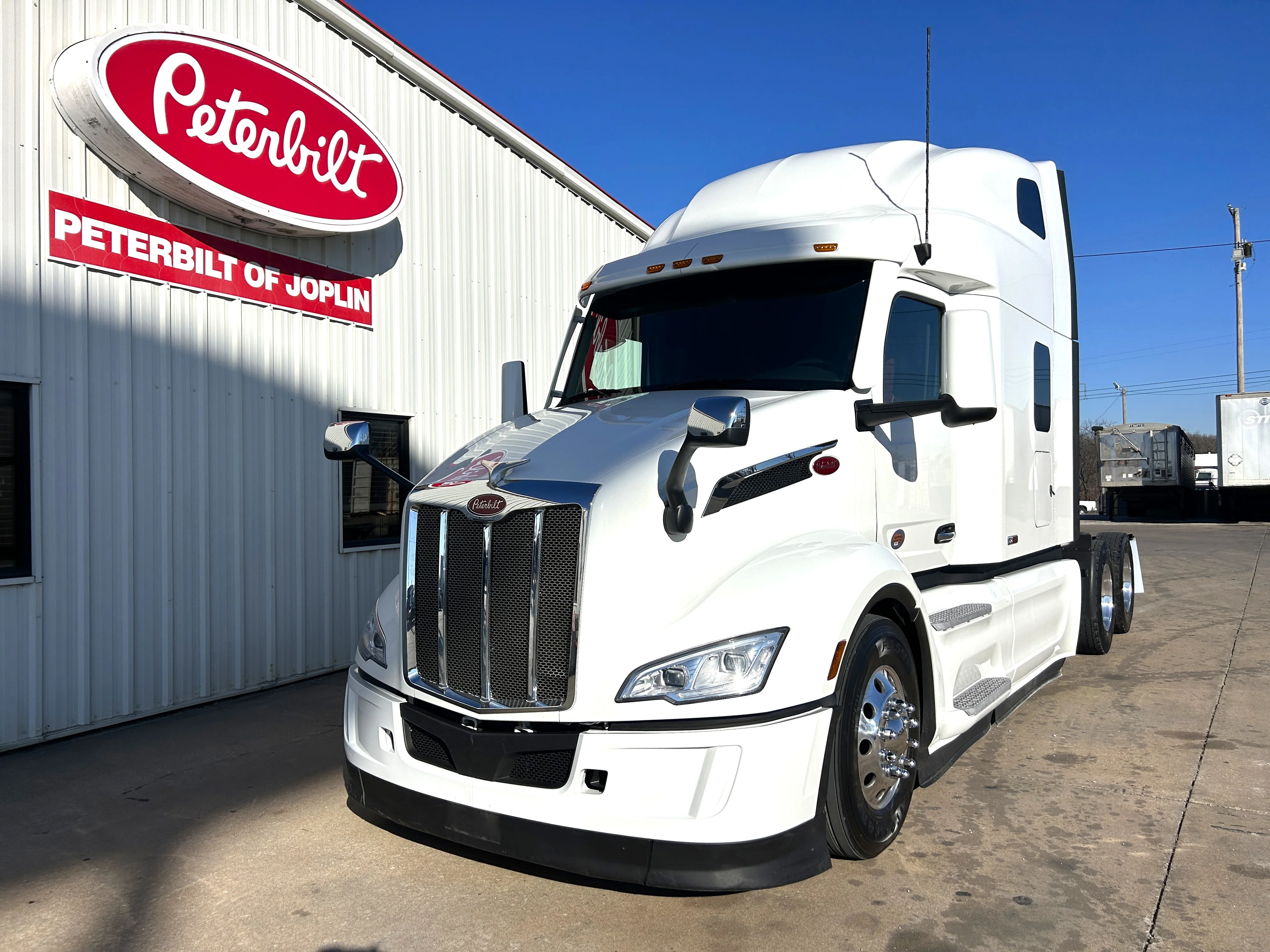2025 Peterbilt 579 in Joplin, MO