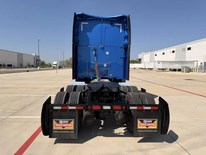 2026 Peterbilt 579 — photo 8