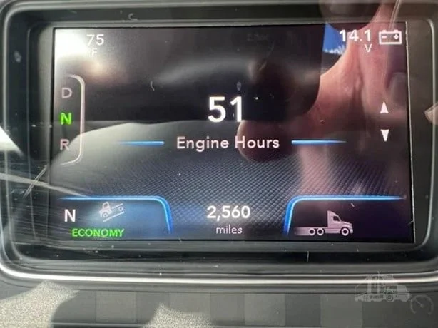 2027 International LT in MN — photo 13