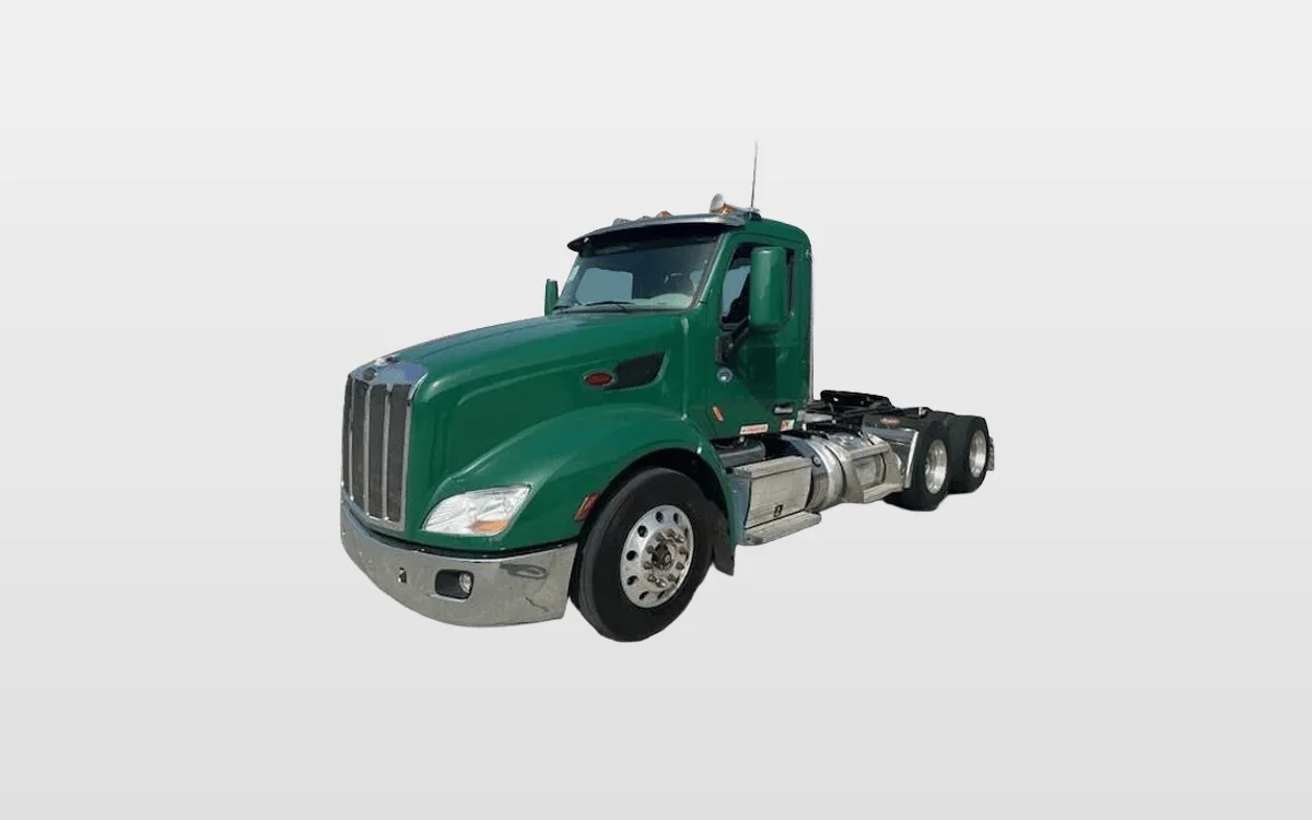2019 Peterbilt 579 - image 1