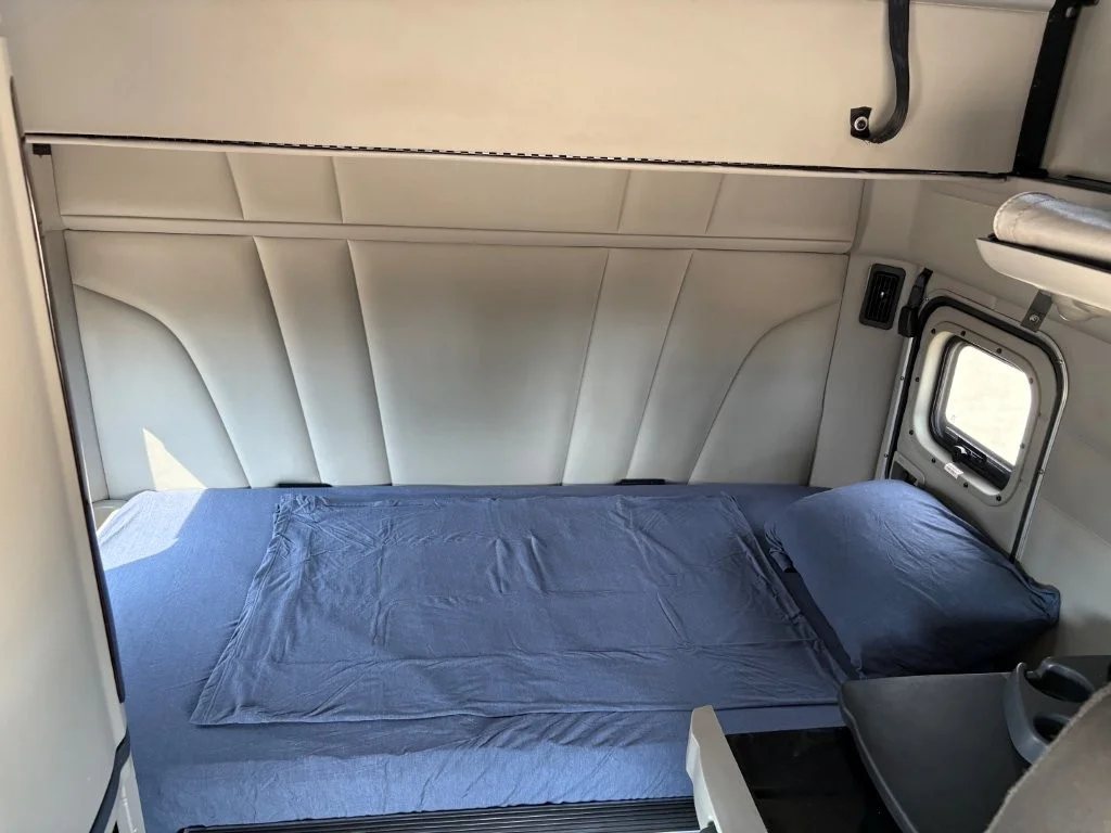 2022 Peterbilt 579 - image 14