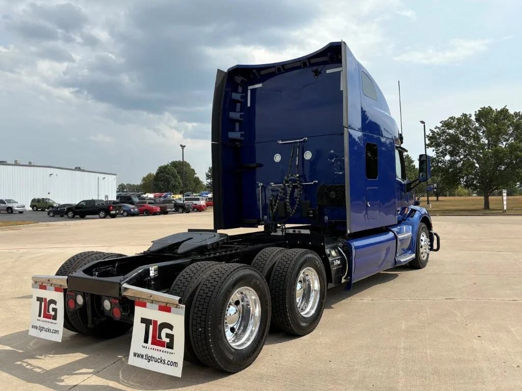 2022 Peterbilt 579 - image 5