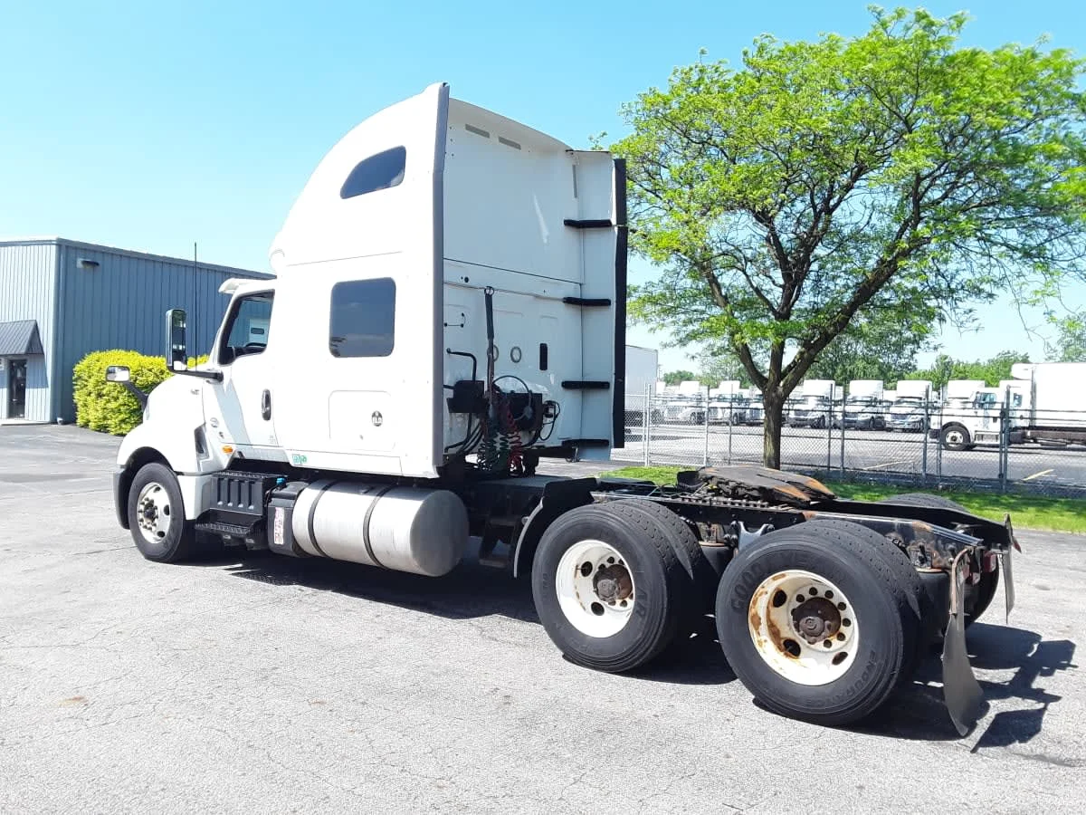 2019 International LT in Hilliard, OH — photo 6