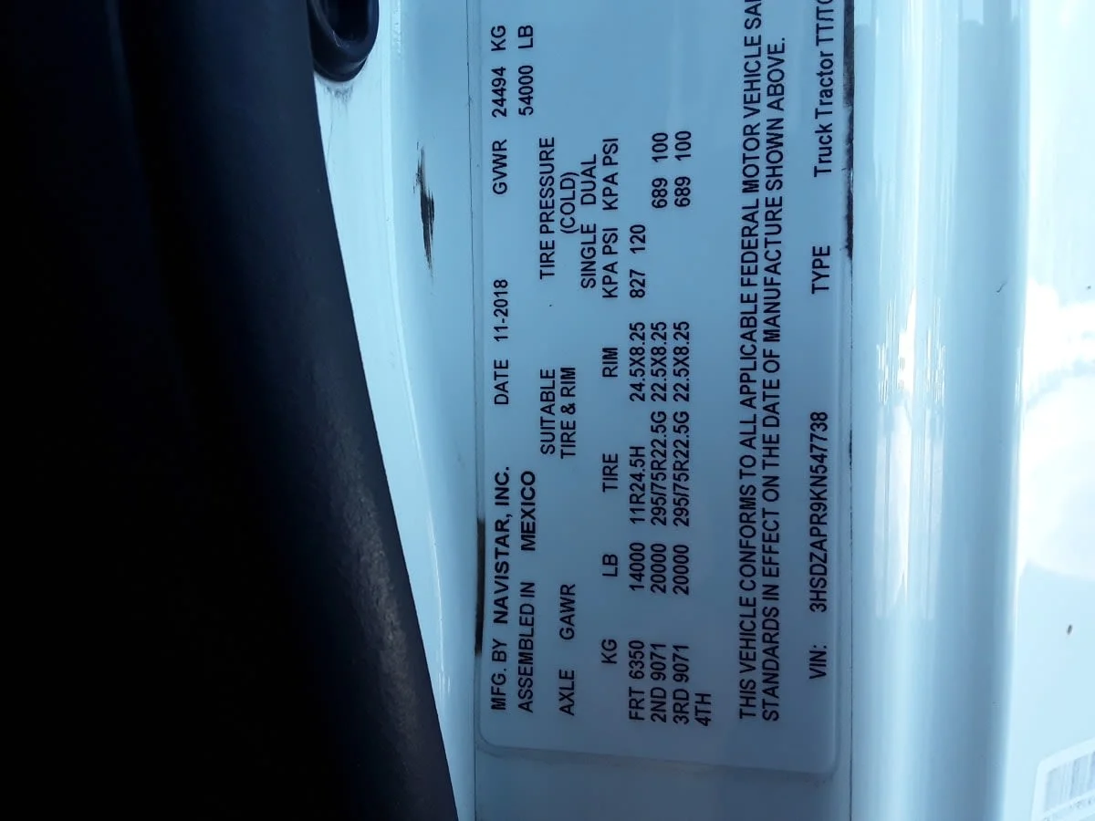 2019 International LT in Hilliard, OH — photo 15