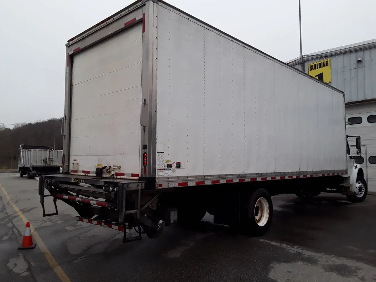 2020 Freightliner M2 106 - image 4