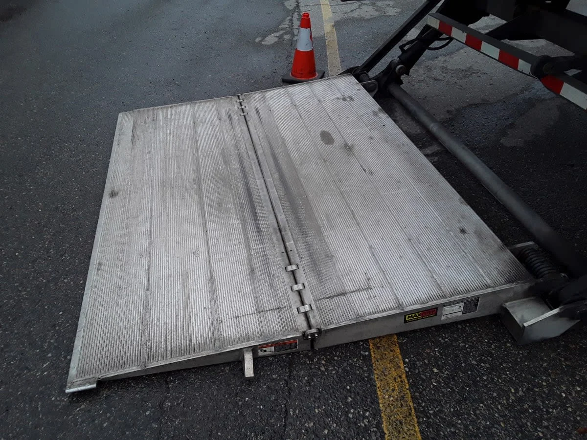 2020 Freightliner M2 106 - image 12