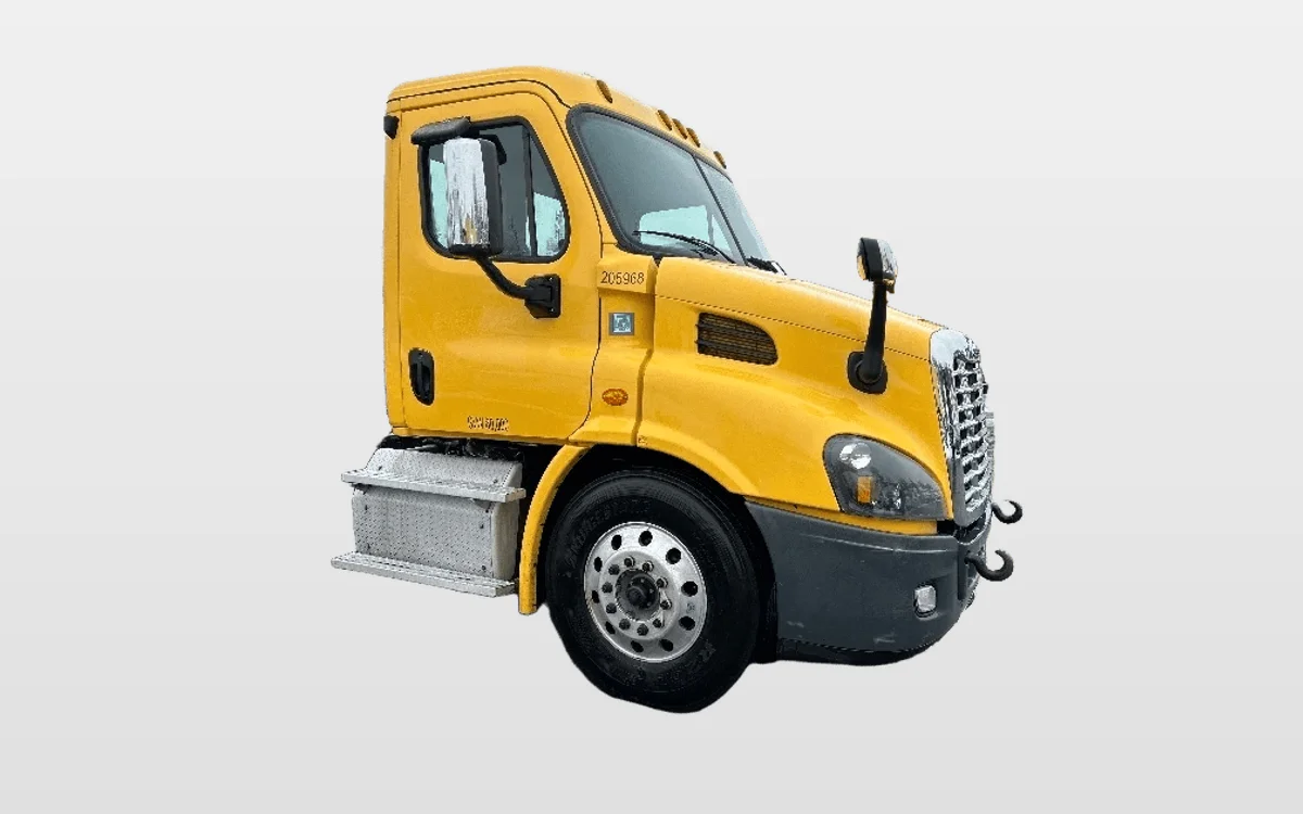 2019 Freightliner - image 1