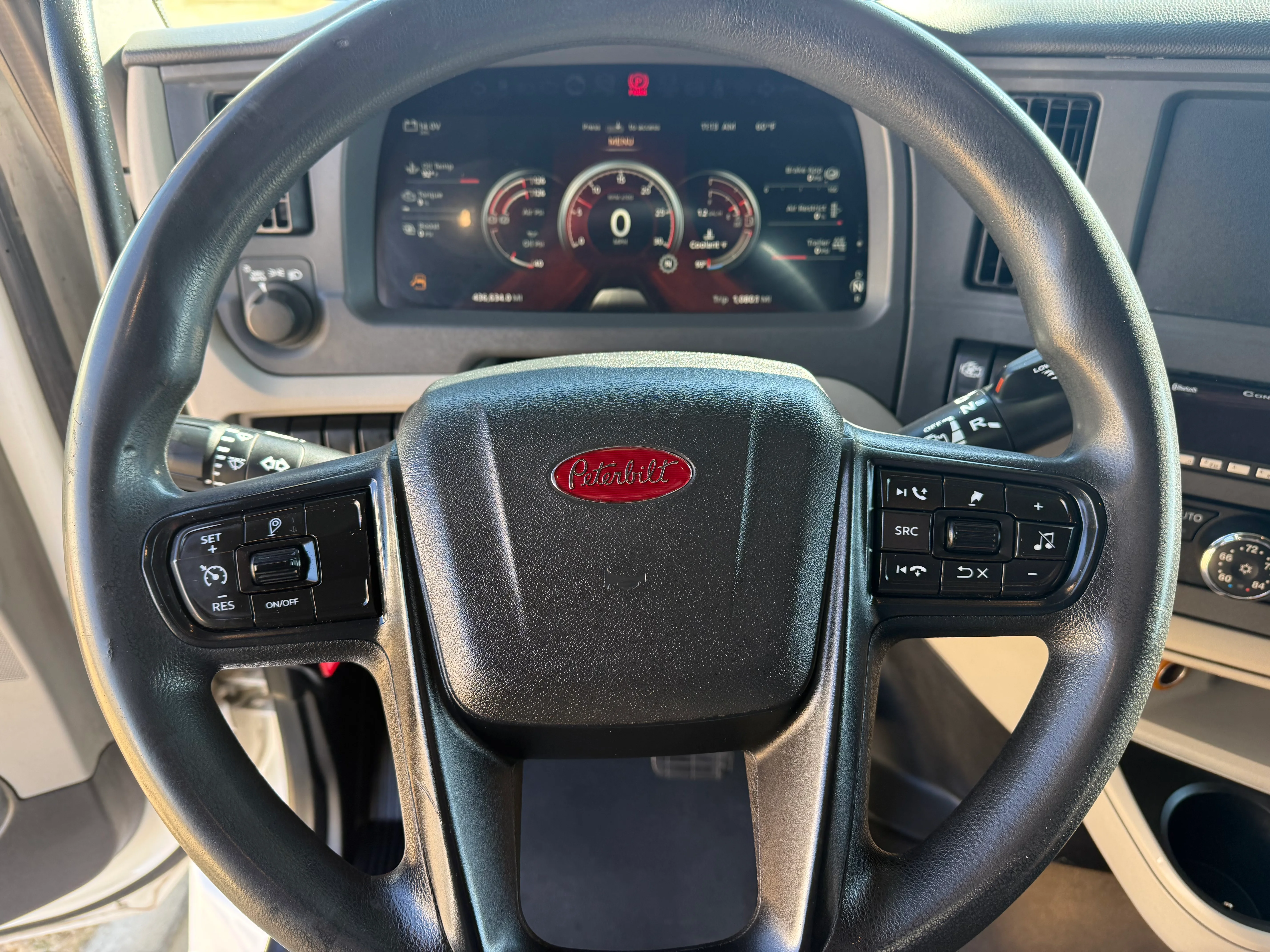 2023 Peterbilt 579 - image 15