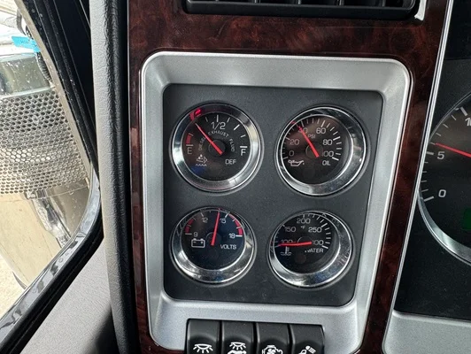 2027 Kenworth W900 in St. Joseph, MO — photo 19