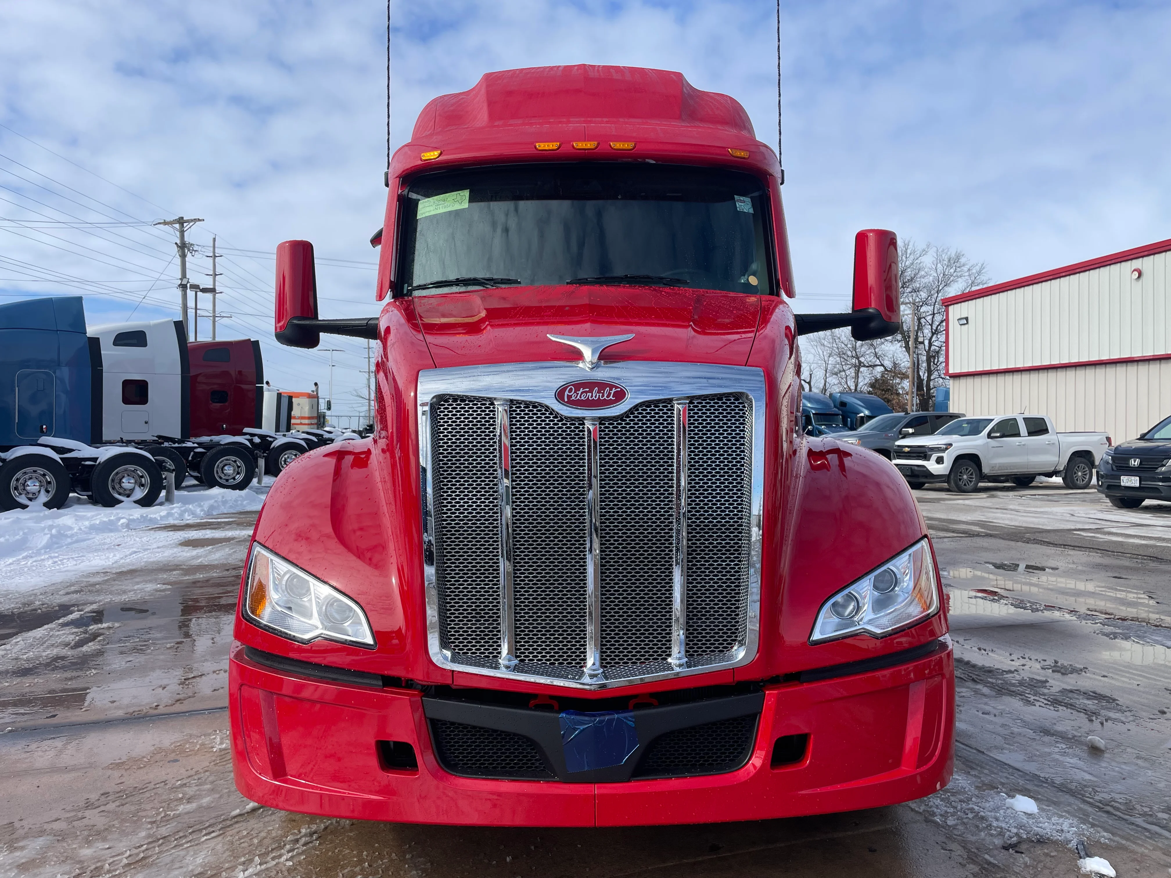 2027 Peterbilt 579 in O'fallon, MO — photo 2