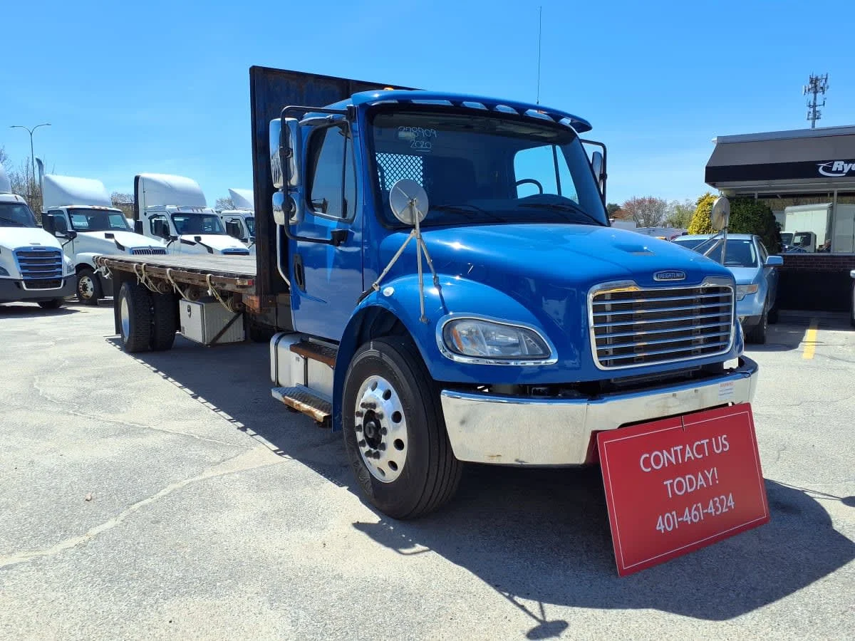 2020 Freightliner M2 106 in Warwick, RI — photo 3