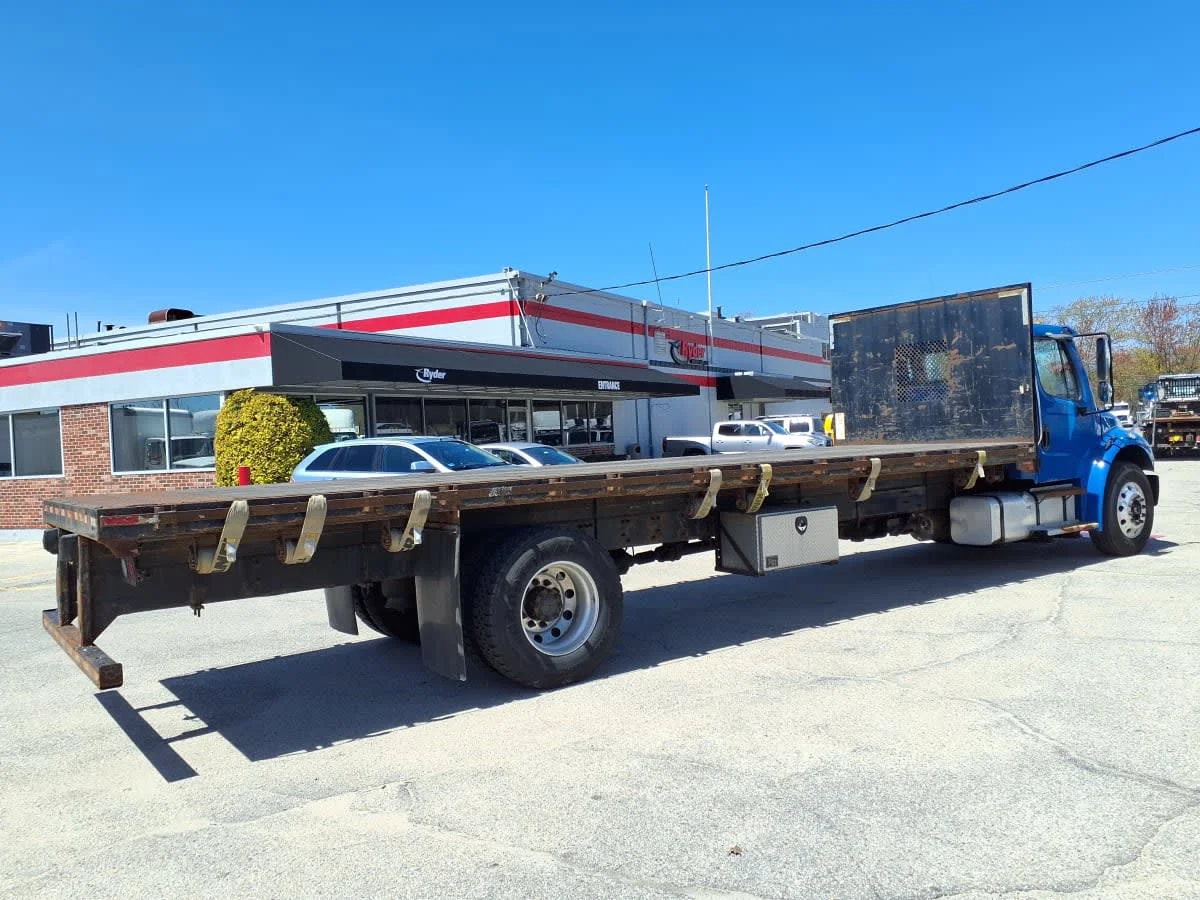 2020 Freightliner M2 106 in Warwick, RI — photo 4