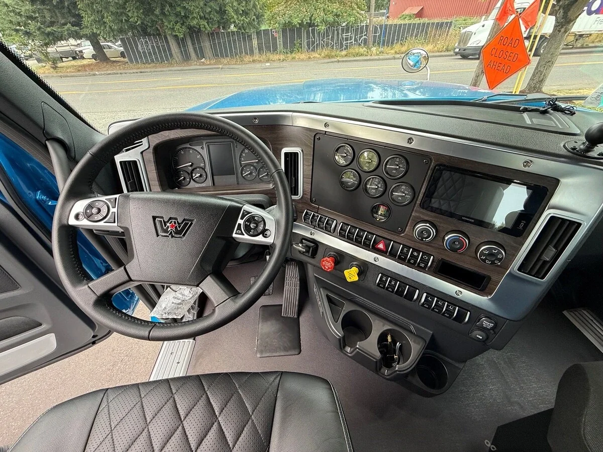 2027 Western Star 49X — photo 11