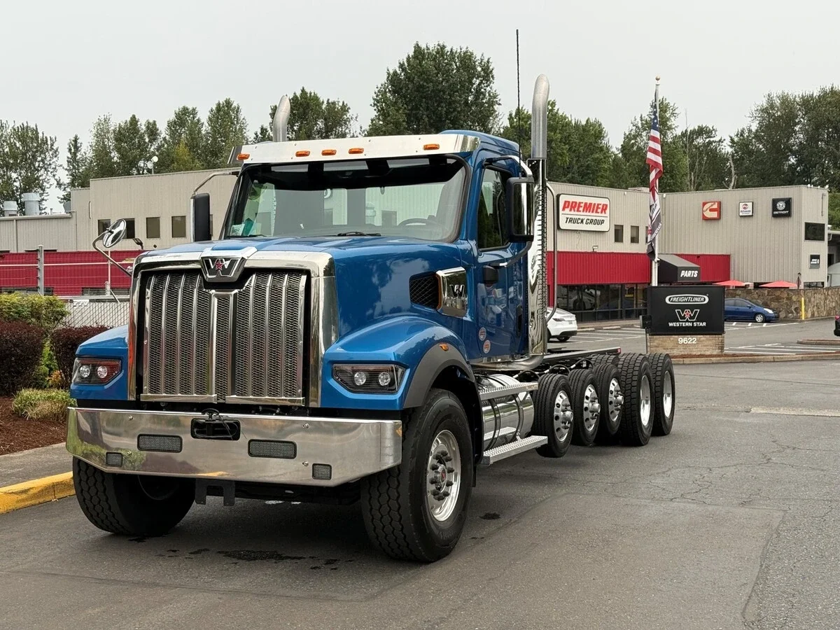 2027 Western Star 49X — photo 2
