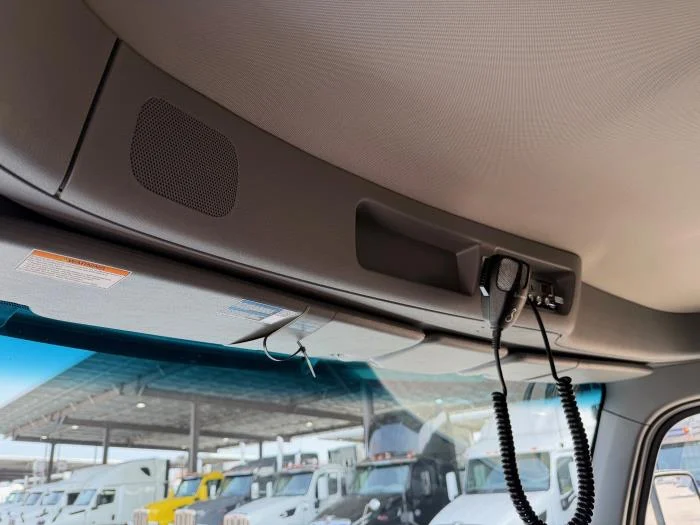 2026 Peterbilt 567 - image 15